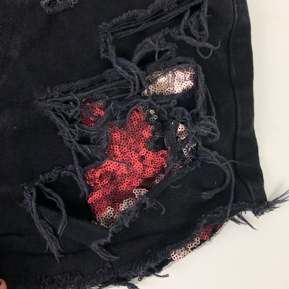 SOLD Zara Ultra High Rise Destroyed Cutoffs - Picture 4 of 8